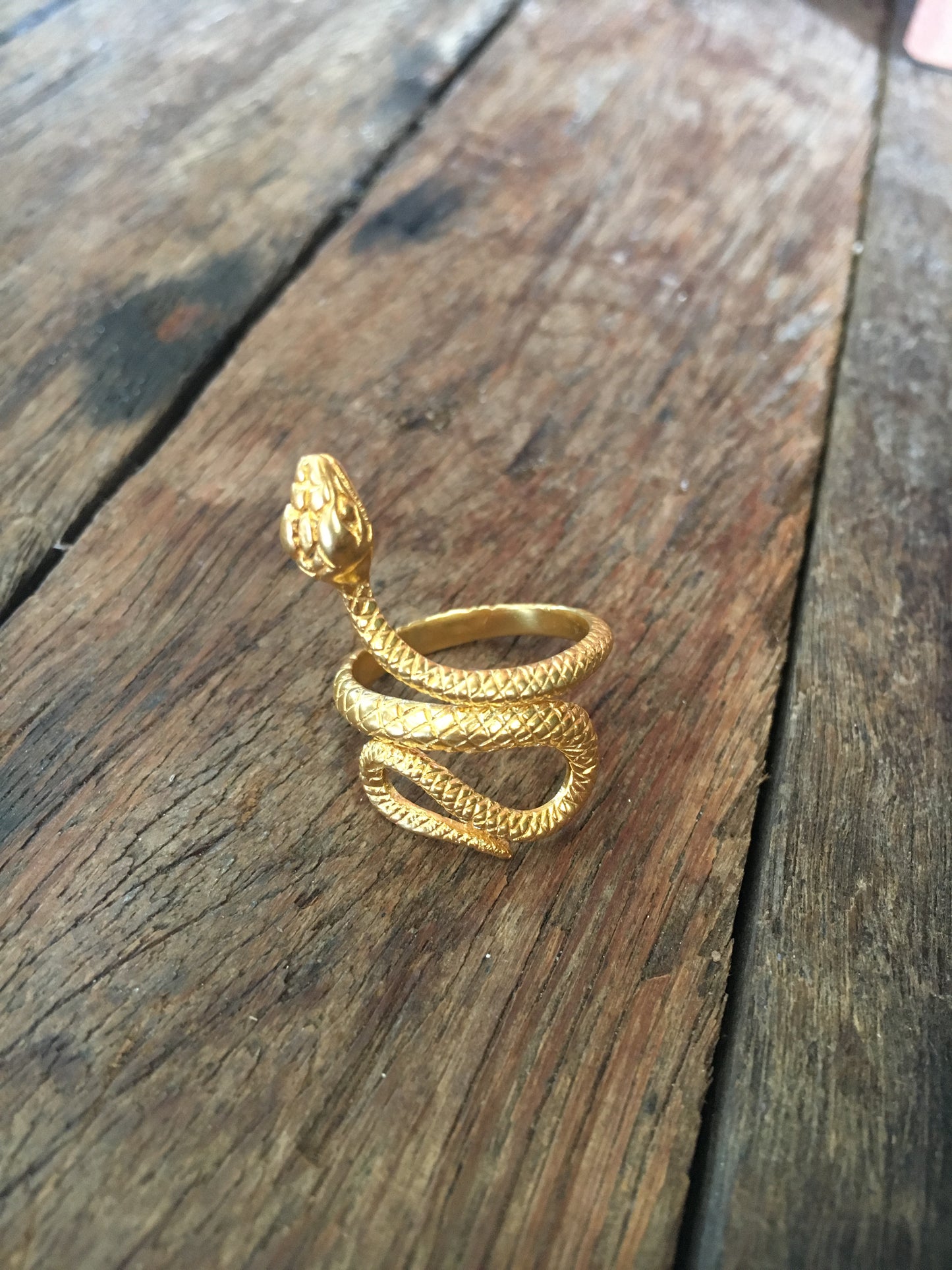 Serpent Ring Gold